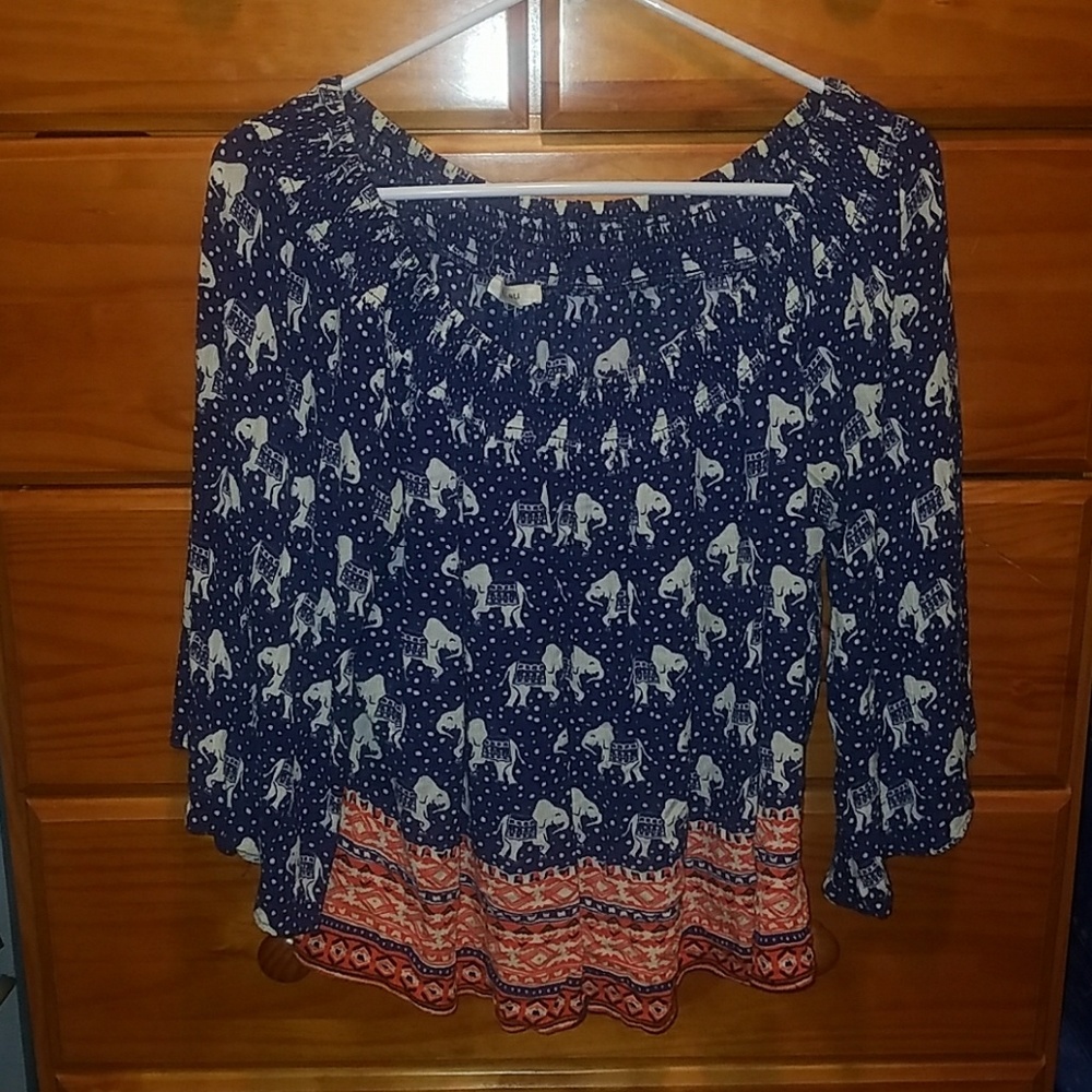 Flowy printed shirt